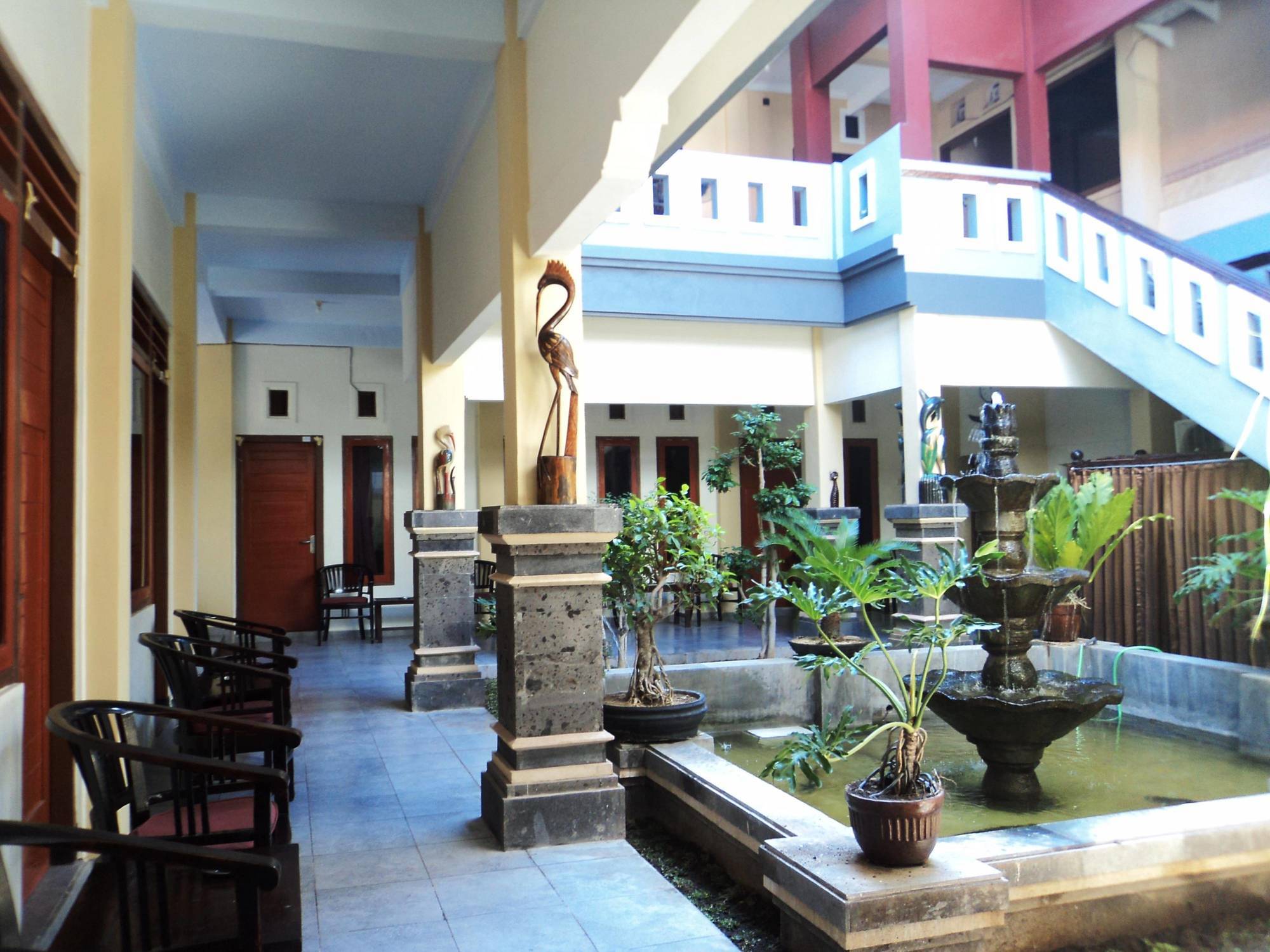 Hotel Sentral Pabean Buleleng Exterior foto